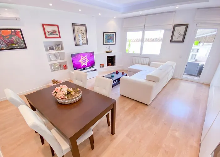 Anna & Thomas - Sitges Center Apt